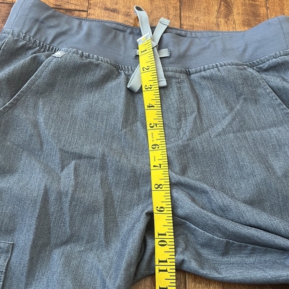 Figs Technical Collection Crop Scrub Joggers Size S/P - Picture 11 of 13